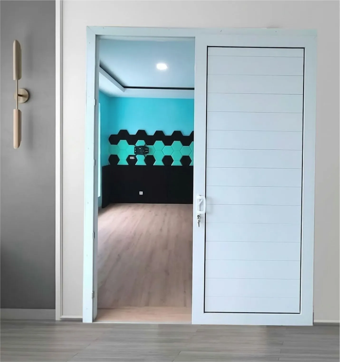 Pintu Sliding Panel
